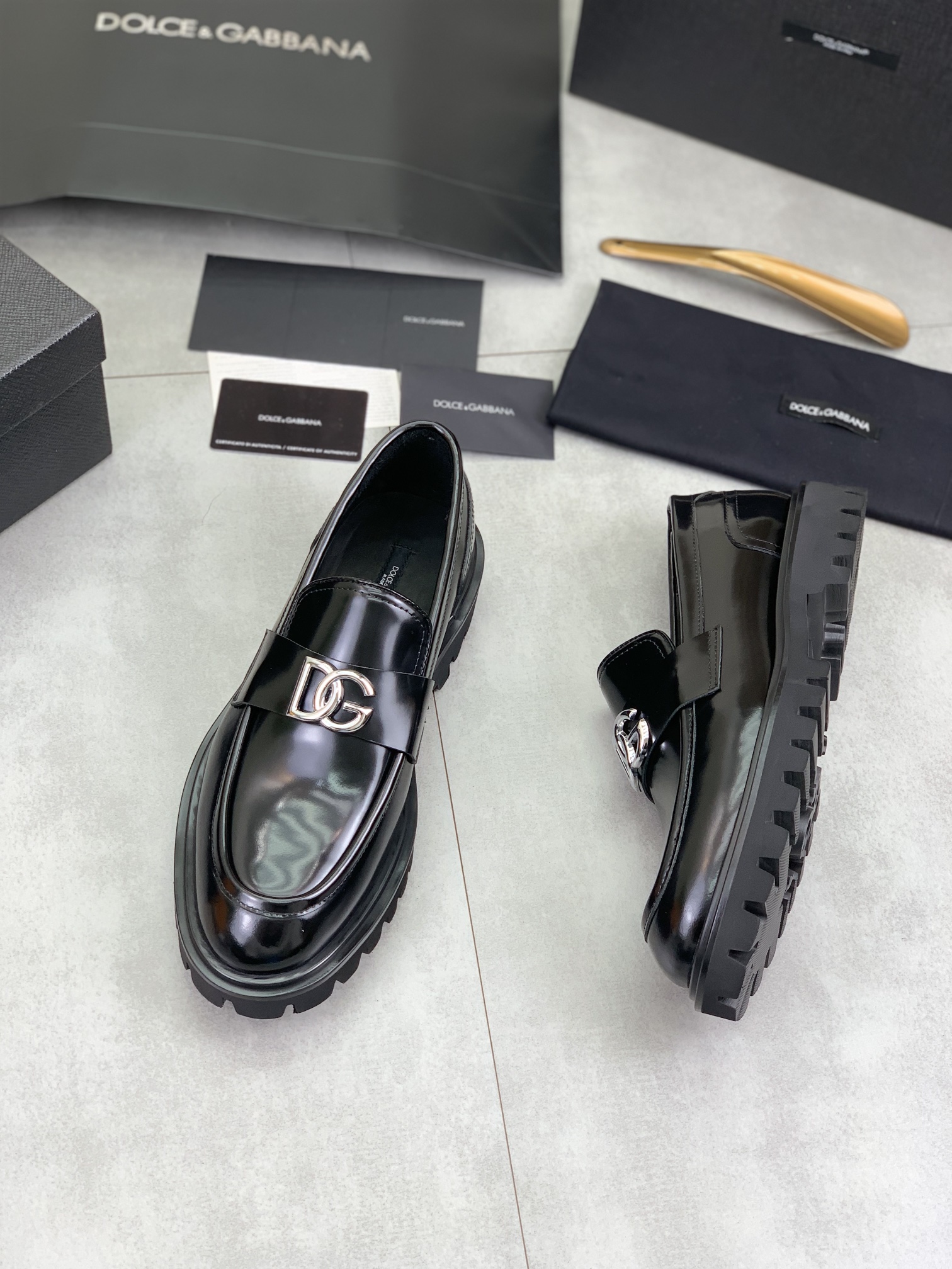 olce & Gabbana shoe